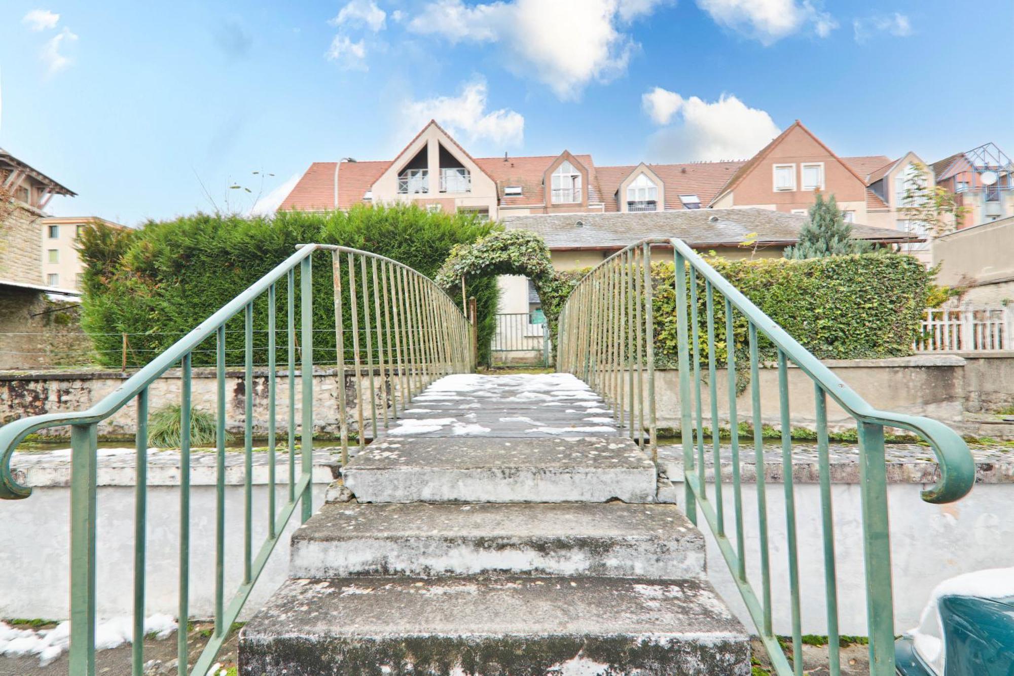 Studio Chaleureux A Etampes, France Étampes Exterior foto